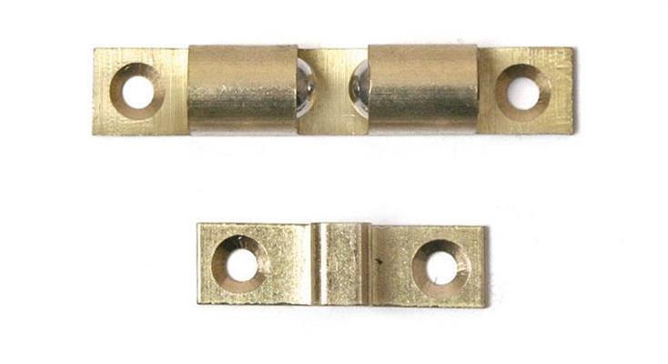 CRICCHETTO IN OTTONE A 2 SFERE 50MM ORO