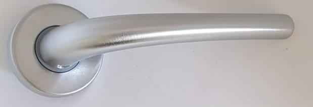 *MEZZA MANIGLIA SERIE RAVELLO C/ROS.45 DX CRSAT