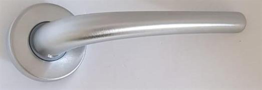 *MEZZA MANIGLIA SERIE RAVELLO C/ROS.45 DX CRSAT